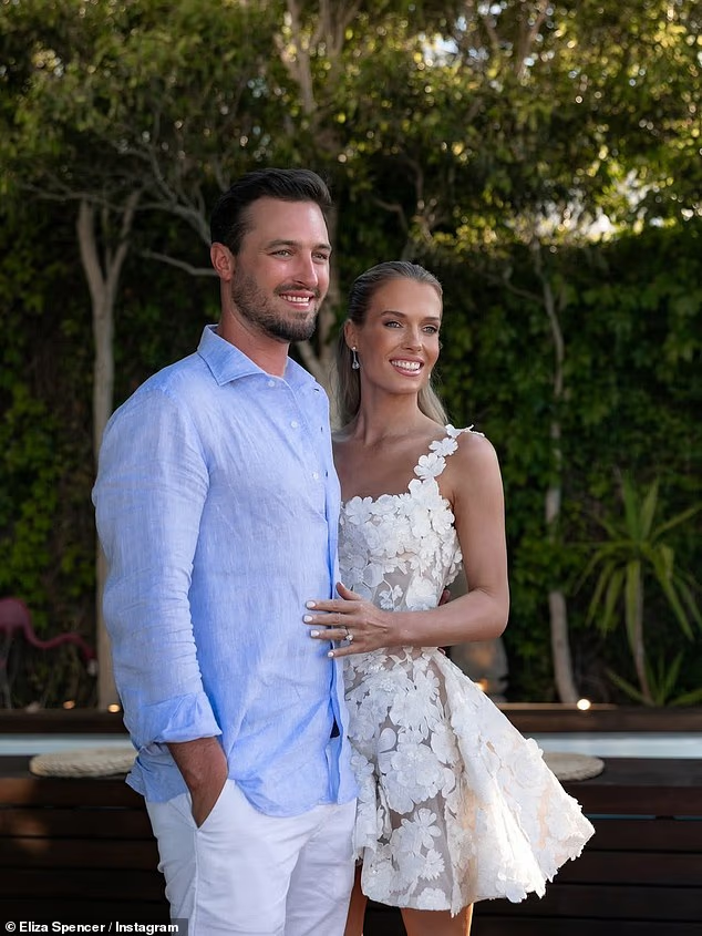 戴妃亲弟弟缺席女儿订婚宴,“家庭裂痕”扩大 戴妃亲弟弟缺席女儿订婚宴,“家庭裂痕”扩大