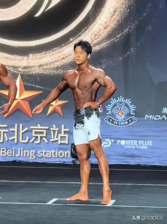 中国26岁知名健美网红去世,死前肌肉血管暴起 中国26岁知名健美网红去世,死前肌肉血管暴起