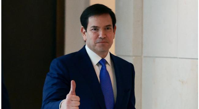 把自己裹成“木乃伊” 卢比奥讲与川普相处趣闻 把自己裹成“木乃伊” 卢比奥讲与川普相处趣闻