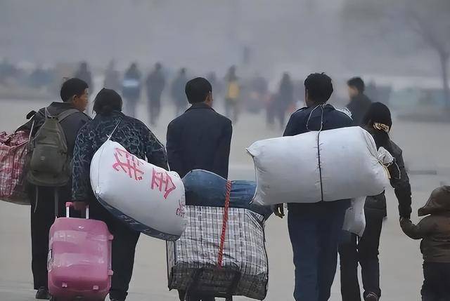 怀中孩子已离世 “春运母亲”如今过的怎样 怀中孩子已离世 “春运母亲”如今过的怎样