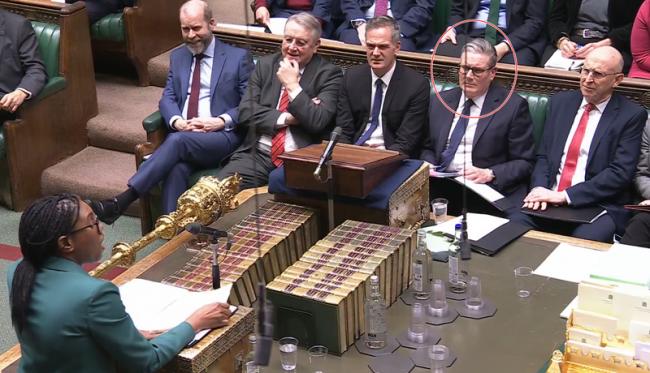 影片疯传:在野党狠批首相访中行 施凯尔脸超臭 影片疯传:在野党狠批首相访中行 施凯尔脸超臭