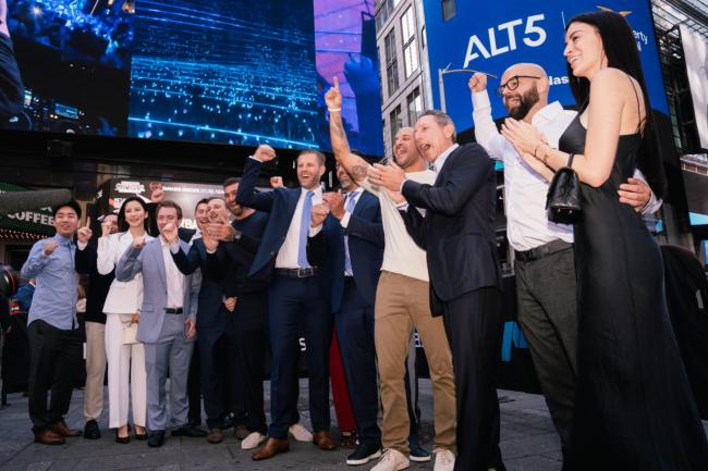 秘密交易曝光!1.87亿美元直接流入川普家族 秘密交易曝光!1.87亿美元直接流入川普家族