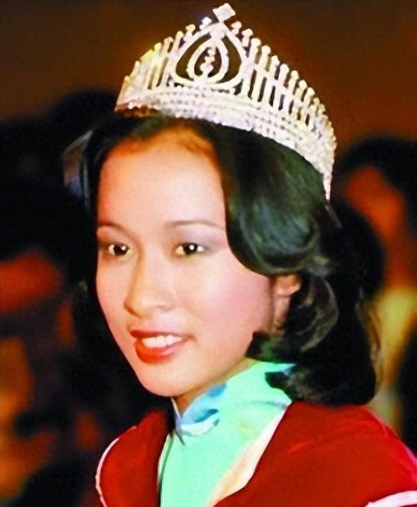 带领家族兴盛百年 霍家四代主母各显气度 带领家族兴盛百年 霍家四代主母各显气度