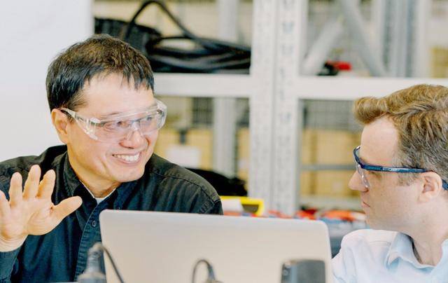 美国现在有多少华人?数据让很多国人不敢相信 美国现在有多少华人?数据让很多国人不敢相信