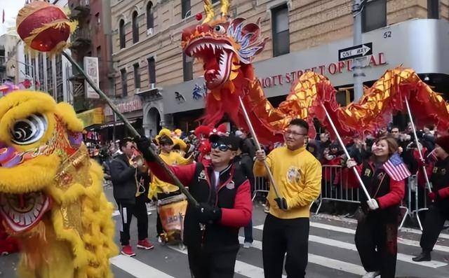 美国现在有多少华人?数据让很多国人不敢相信 美国现在有多少华人?数据让很多国人不敢相信