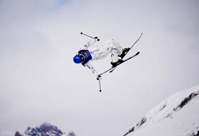 0.38分绝杀!谷爱凌痛失金牌 0.38分绝杀!谷爱凌痛失金牌