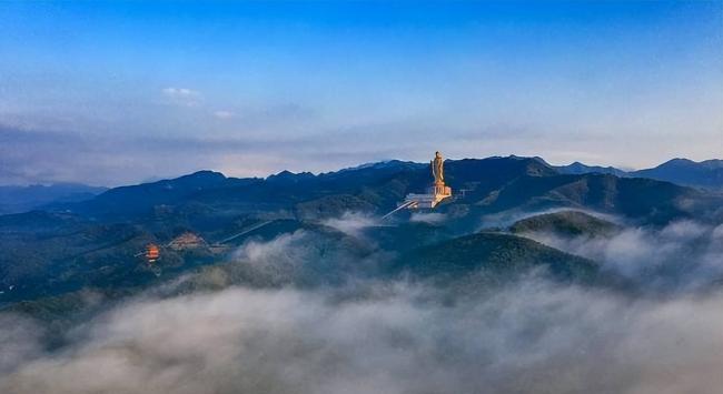 12亿人民币修建的世界最高佛,水喝不起拜不起 12亿人民币修建的世界最高佛,水喝不起拜不起