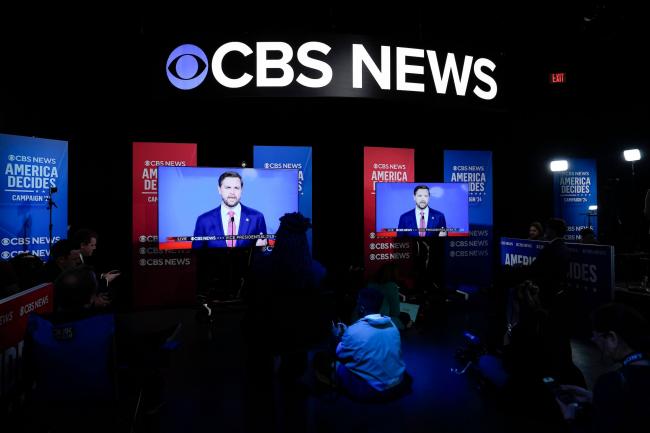 紧紧贴上川普,贝索斯递上诚意满满投名状 紧紧贴上川普,贝索斯递上诚意满满投名状