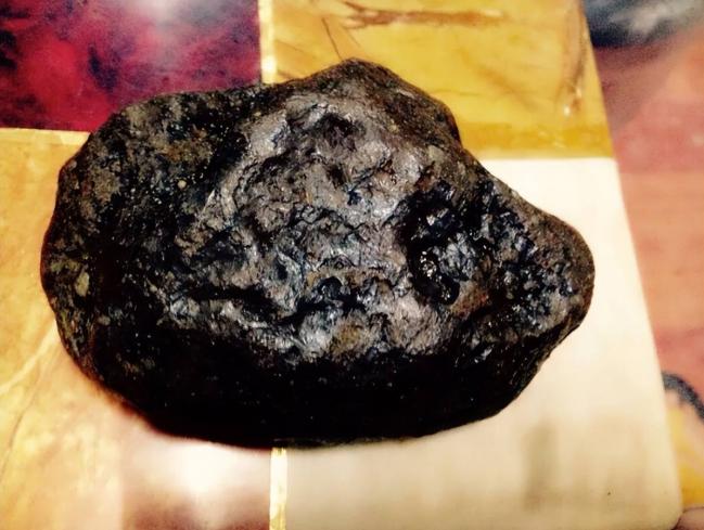 炸锅:重两吨,俄截获中国45亿年前珍贵国宝 炸锅:重两吨,俄截获中国45亿年前珍贵国宝