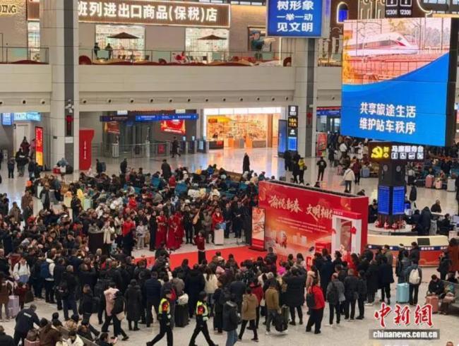 日子真的变难了,今年春节出现一大怪相 日子真的变难了,今年春节出现一大怪相