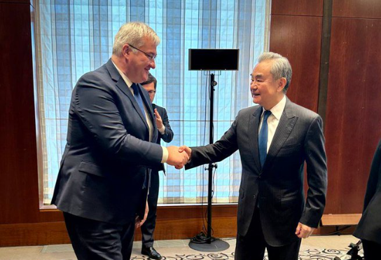 中南海政局动荡,中俄关系突生变 中南海政局动荡,中俄关系突生变