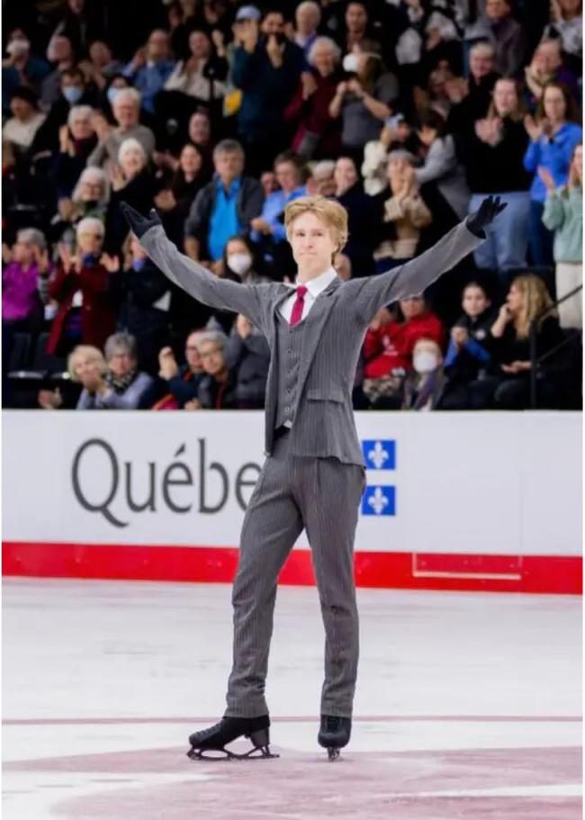 加国多大学霸直闯冬奥前十!学业训练两不误 加国多大学霸直闯冬奥前十!学业训练两不误