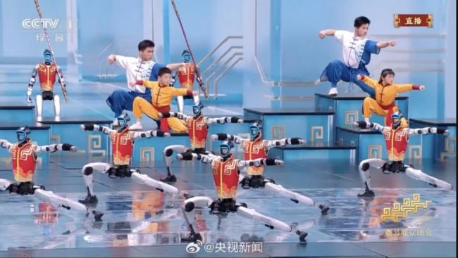 美专家紧盯!春晚惊人一幕,中国未来战略展示 美专家紧盯!春晚惊人一幕,中国未来战略展示