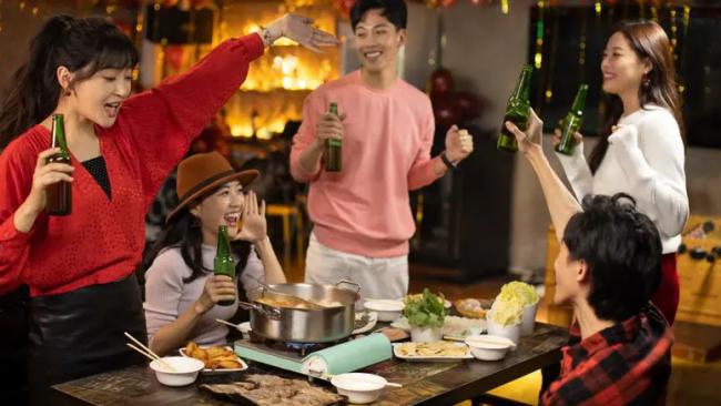 团圆都要凑人头,这个春节太扎心 团圆都要凑人头,这个春节太扎心