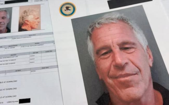 爱泼斯坦案愈演愈烈 民调:近7成美国人相信… 爱泼斯坦案愈演愈烈 民调:近7成美国人相信…