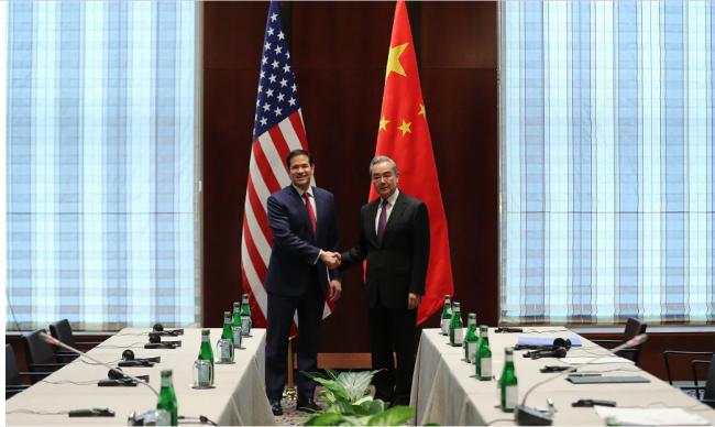 高市早苗勇往直前,王毅落魄即将下台? 高市早苗勇往直前,王毅落魄即将下台?