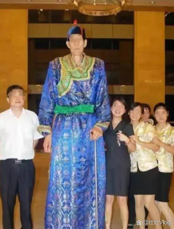 不听劝告非要生子 中国巨人鲍喜顺一家如今怎样 不听劝告非要生子 中国巨人鲍喜顺一家如今怎样