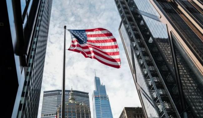 专家警告:美国正面临“史上最大的经济灾难” 专家警告:美国正面临“史上最大的经济灾难”