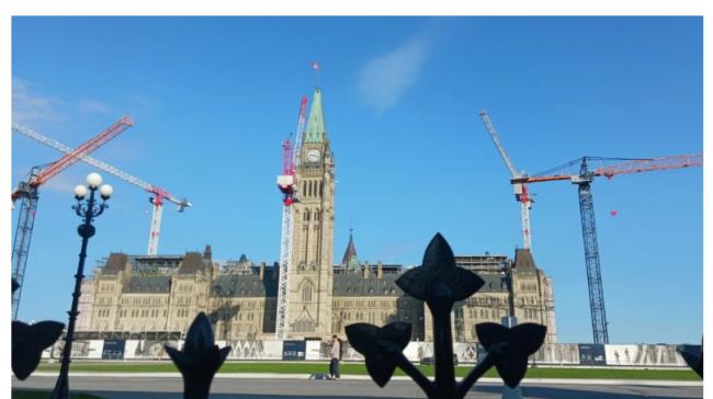 加国母亲请愿:毒贩诱骗孩子 警方却无法调查 加国母亲请愿:毒贩诱骗孩子 警方却无法调查