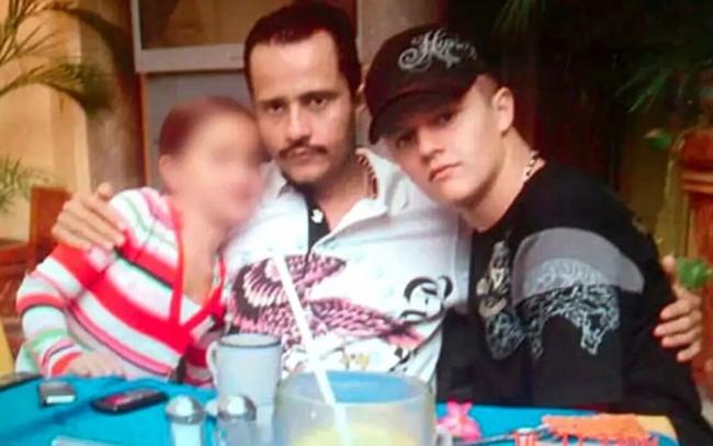 悬赏1个亿,最狠毒枭被“出卖”! 围捕影片曝光 悬赏1个亿,最狠毒枭被“出卖”! 围捕影片曝光