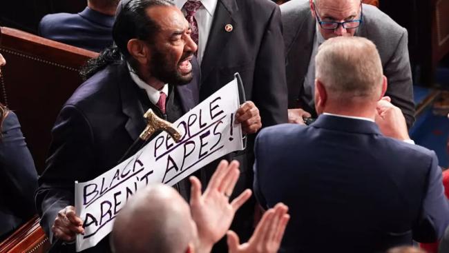 川普发表国情咨文演说 民主党炸锅了 川普发表国情咨文演说 民主党炸锅了