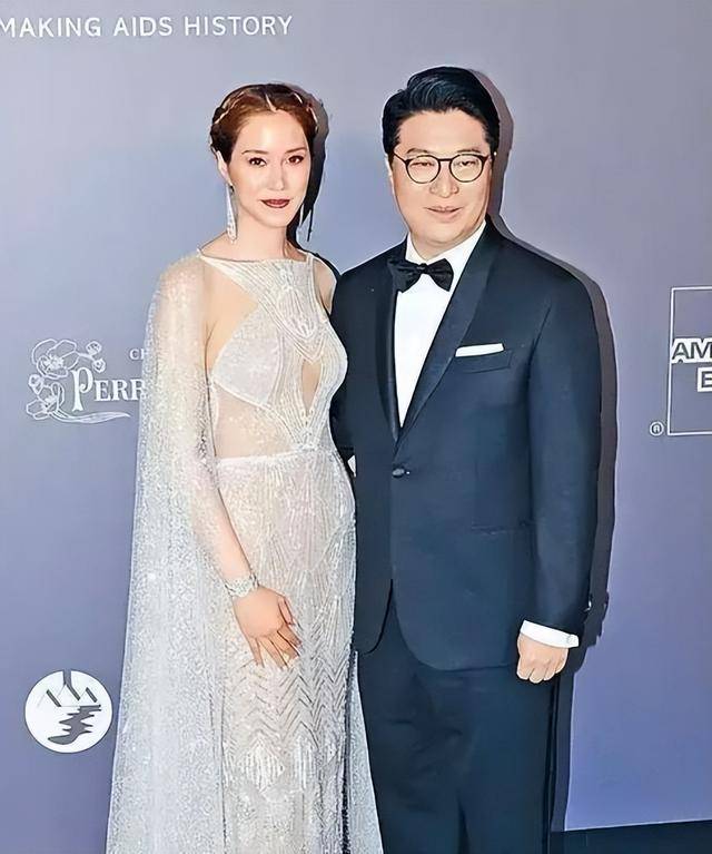 李兆基去世,少奶徐子淇如今已然风光不再 李兆基去世,少奶徐子淇如今已然风光不再