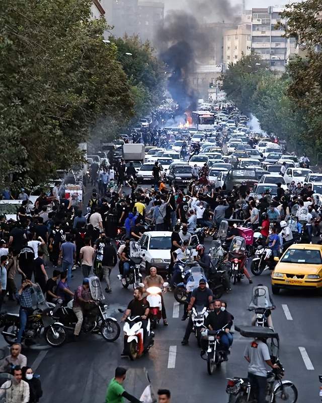 伊朗崩溃四大内因,一个比一个要命 伊朗崩溃四大内因,一个比一个要命