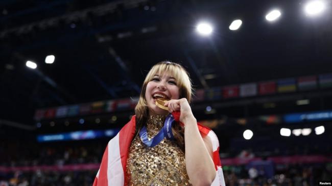 奥运冠军刘美贤与父亲 VOA专访 奥运冠军刘美贤与父亲 VOA专访