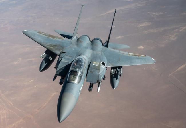 美F-15战机惊传坠毁 美F-15战机惊传坠毁