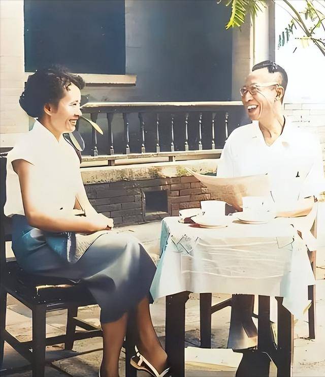 溥仪被押到苏联后体检 “龙体”有严重先天缺陷 溥仪被押到苏联后体检 “龙体”有严重先天缺陷