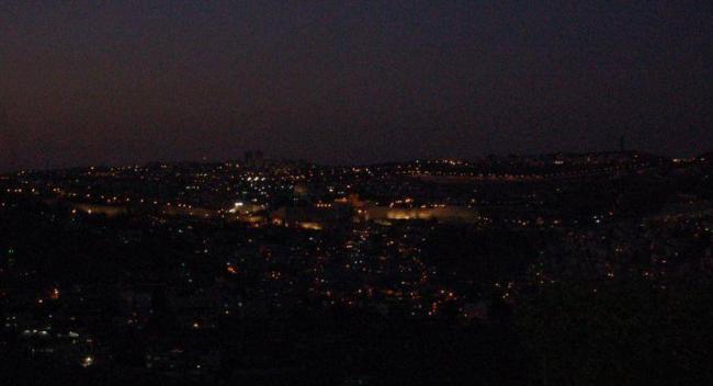 以色列掐断中东电网后,意外带火中国神器 以色列掐断中东电网后,意外带火中国神器