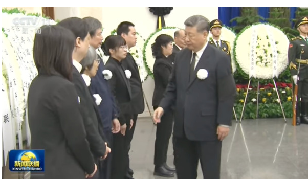 吓成这样了 习近平肚子小了一圈 吓成这样了 习近平肚子小了一圈