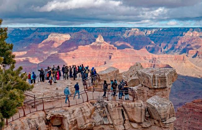 国家公园新规:游客入园需回答“是否美国公民” 国家公园新规:游客入园需回答“是否美国公民”