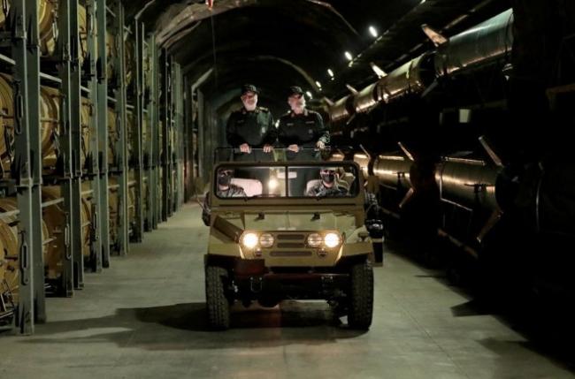 残酷内斗:伊朗版8日“权力游戏”内幕被曝 残酷内斗:伊朗版8日“权力游戏”内幕被曝