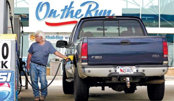 美国人的“加油噩梦”卷土重来 美国人的“加油噩梦”卷土重来