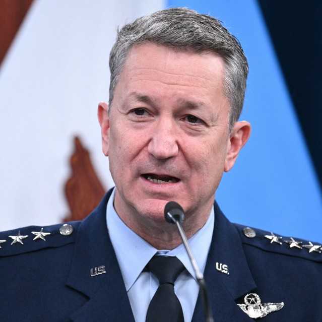 出动战机与直升机!美军猛轰霍尔木兹海峡 出动战机与直升机!美军猛轰霍尔木兹海峡