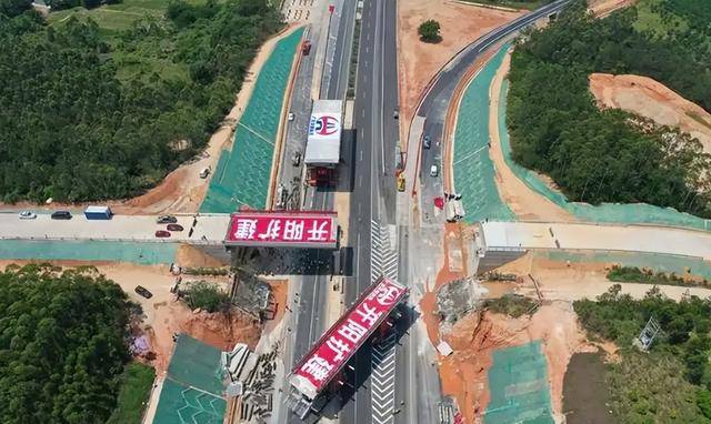 中国5辆”神车“,只租不卖,每年净赚300亿 中国5辆”神车“,只租不卖,每年净赚300亿