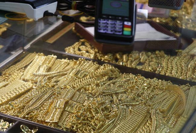 黄金又惨崩了...已7连跌 黄金又惨崩了...已7连跌