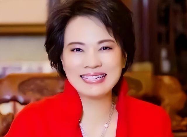 中国女首富因崇拜许家印,结局凄凉 中国女首富因崇拜许家印,结局凄凉