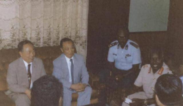 这个小国购买中国战斗机不给钱,7次追债都不还 这个小国购买中国战斗机不给钱,7次追债都不还