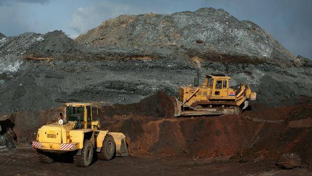 内鬼就在海关里!46亿军工稀土伪装废铁走私美国 内鬼就在海关里!46亿军工稀土伪装废铁走私美国