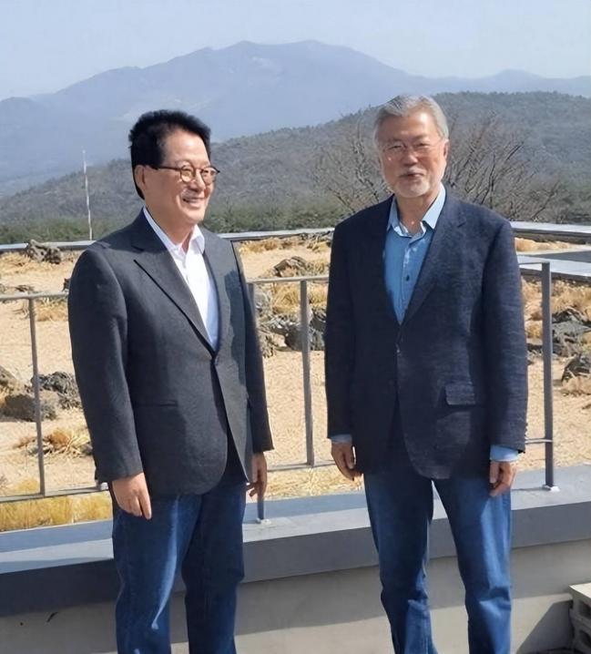 73岁的文在寅:每月爽拿近万美金退休金 爱种菜 73岁的文在寅:每月爽拿近万美金退休金 爱种菜