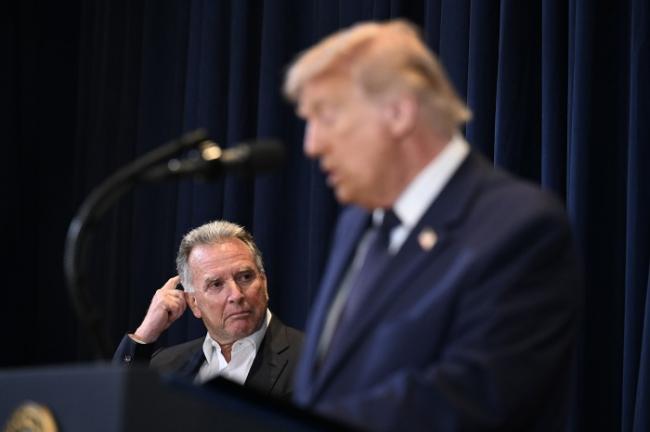 他成功建立与伊朗沟通渠道...川普急转弯内幕 他成功建立与伊朗沟通渠道...川普急转弯内幕