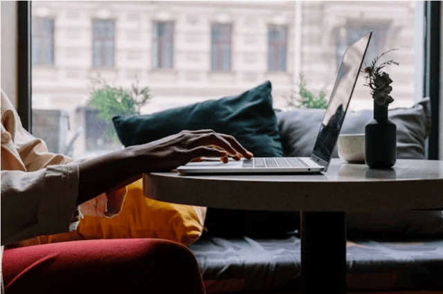 做人一定不要像张雪峰 做人一定不要像张雪峰