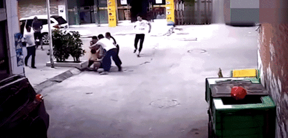 人贩子“梅姨”细节披露越多 越觉得可怕 人贩子“梅姨”细节披露越多 越觉得可怕