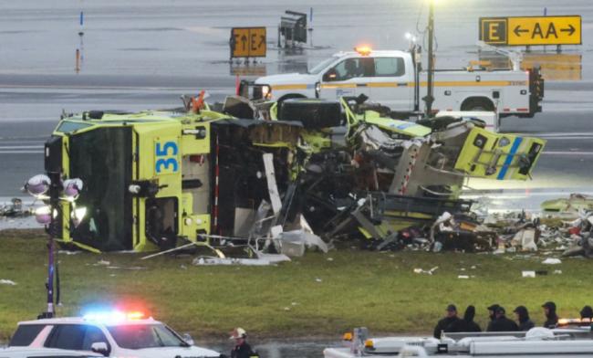 纽约机场撞机事故关键时间线,聚焦空管指令失误 纽约机场撞机事故关键时间线,聚焦空管指令失误