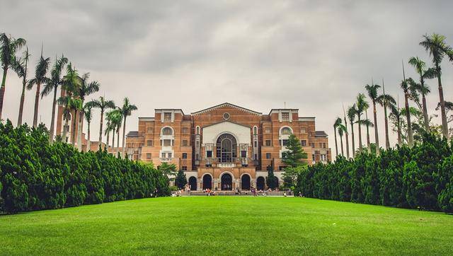 中国面积最大的3所大学 第一名相当于86个清华 中国面积最大的3所大学 第一名相当于86个清华