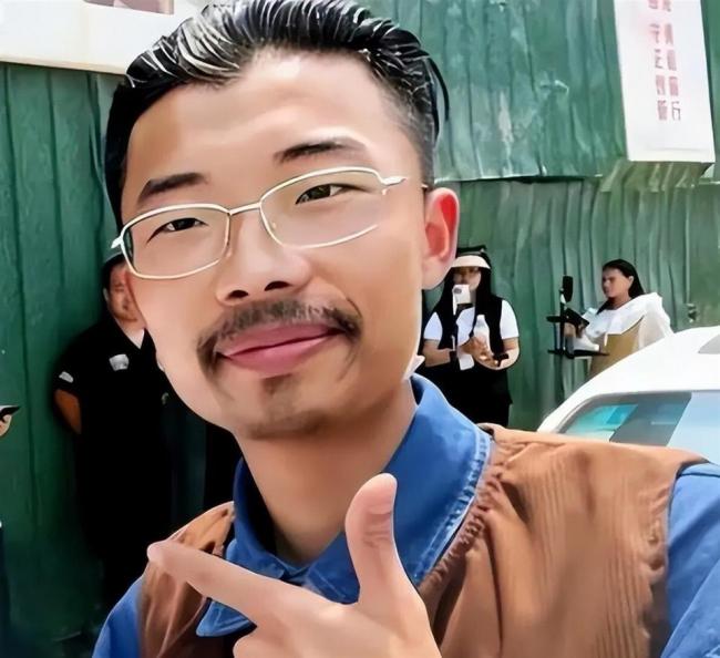 曾日涨百万,一夜爆红的郭有才,如今怎样了 曾日涨百万,一夜爆红的郭有才,如今怎样了