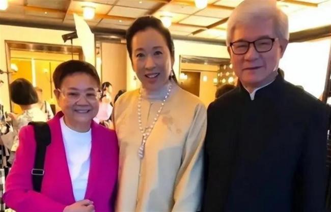 他俩才是最牛岳父母,3个女儿全嫁百亿富豪 他俩才是最牛岳父母,3个女儿全嫁百亿富豪