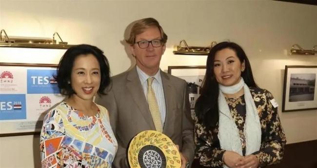 他俩才是最牛岳父母,3个女儿全嫁百亿富豪 他俩才是最牛岳父母,3个女儿全嫁百亿富豪